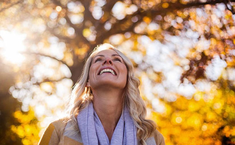True Belonging Through the Body – Inviting Yourself in to Your Life – When Early Developmental Trauma Patterns Are Triggered – Somatic Healing When Your Body is Braced, Contracted or Defended – Building Self-Trust and Self-Compassion for More Ease, Connection, Emotional & Physical Health.